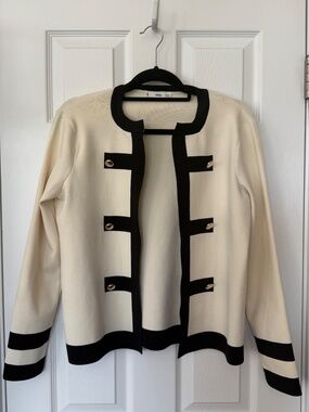 Decorative Buttons Lightweight Ivory cardigan - Size Medium